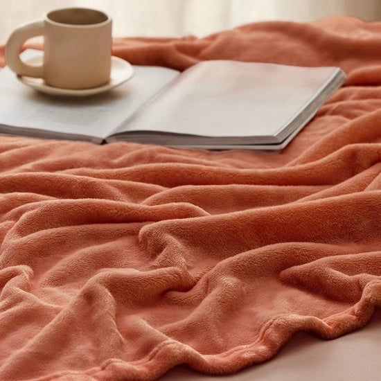 Banchetto Caldo - Densità/Spessore - Coperta Calda e Soffice - Piccola Coperta per Sedia - Coperta per Sala da Pranzo/Abbraccio - 150 x 200 cm - Veloce asciugatura con Microfibre migliorata