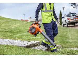 Soffiatore a scoppio professionale Husqvarna 525BX soffia foglie