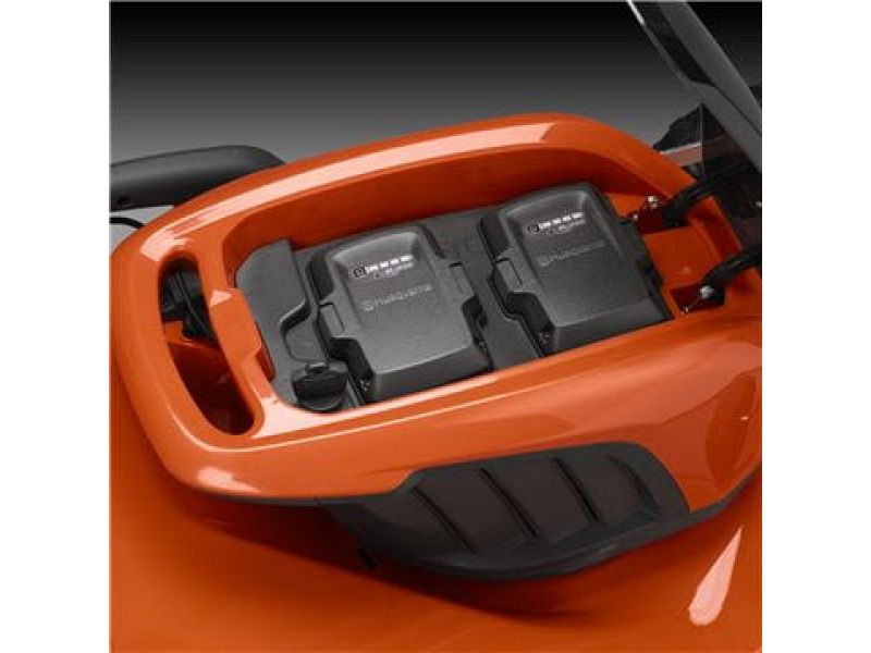 Rasaerba Husqvarna LC353iVX semovente taglio 53cm senza batteria e carica