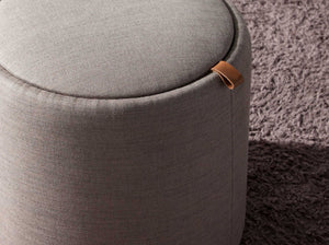 Pouf in tessuto grigio