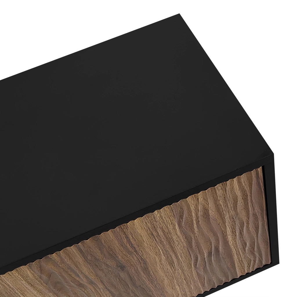 Mobile porta TV con 2 ante e 3 cassetti, pannelli effetto onda, gambe in legno, nero e legno 180 × 38 × 50 cm