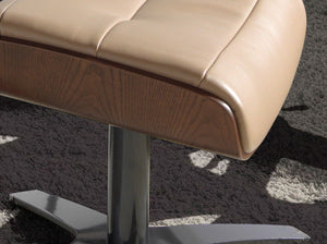 Pouf in pelle sabbia