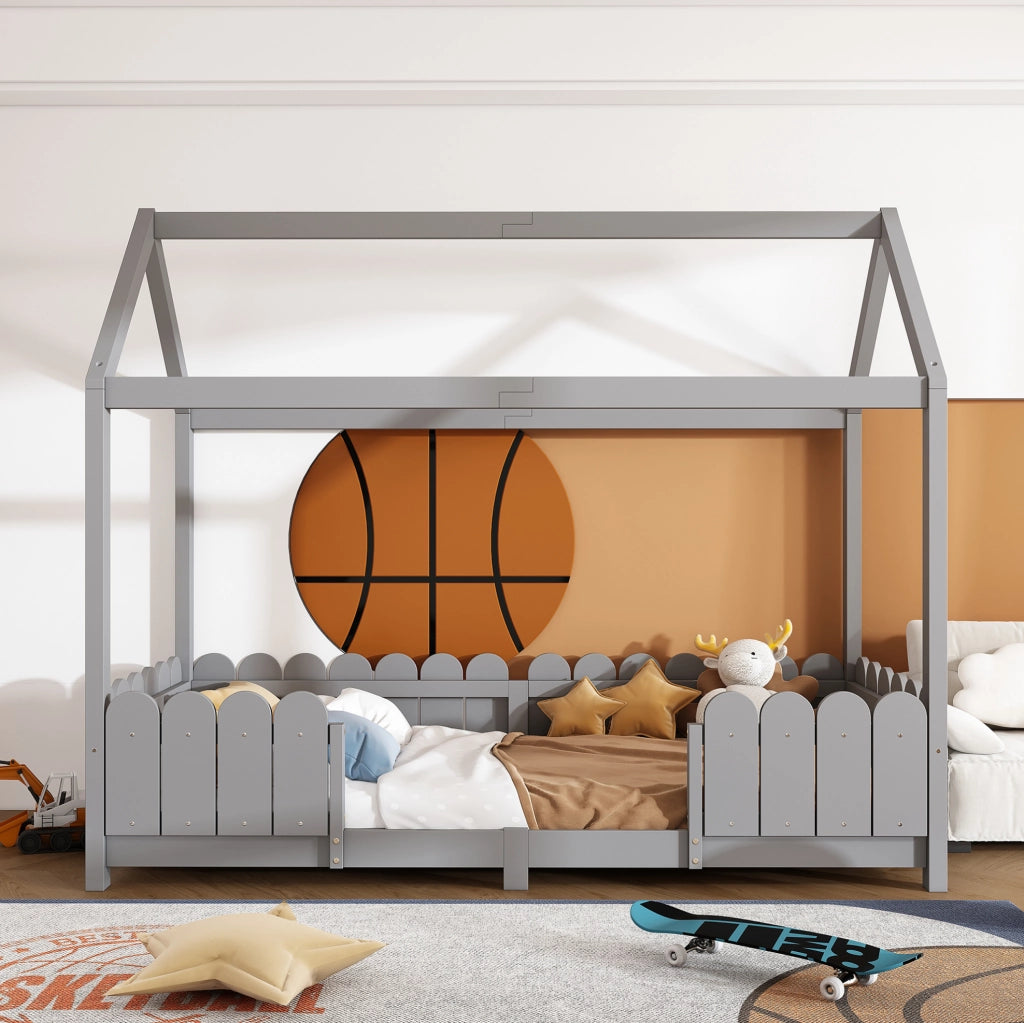 Letto a casetta per bambini 90x200 cm con barriera anticaduta e rete a doghe; in legno grigio