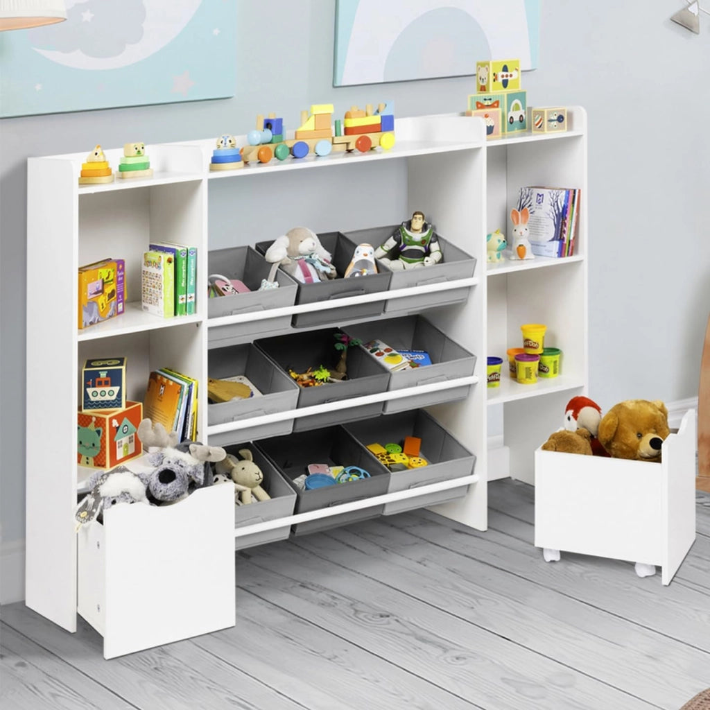 Contenitore per bambini MANA con 7 ripiani, 6 contenitori in tessuto e 2 cubi su rotelle, bianco