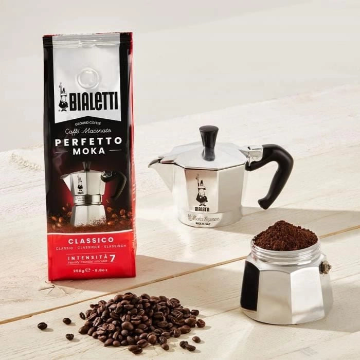 Caffettiera Italiana + 1 Caffè Perfetto Moka Classico - BIALETTI - MOKA - 3 tazze - 0,30 L - Confezione da 250 g - Argento