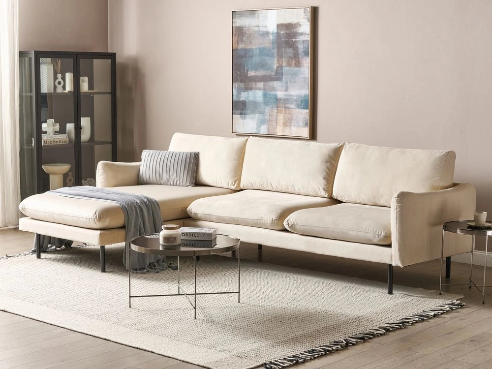 Divano angolare moderno in velluto beige chiaro con gambe nere a 4 posti Stile Retrò Moderno