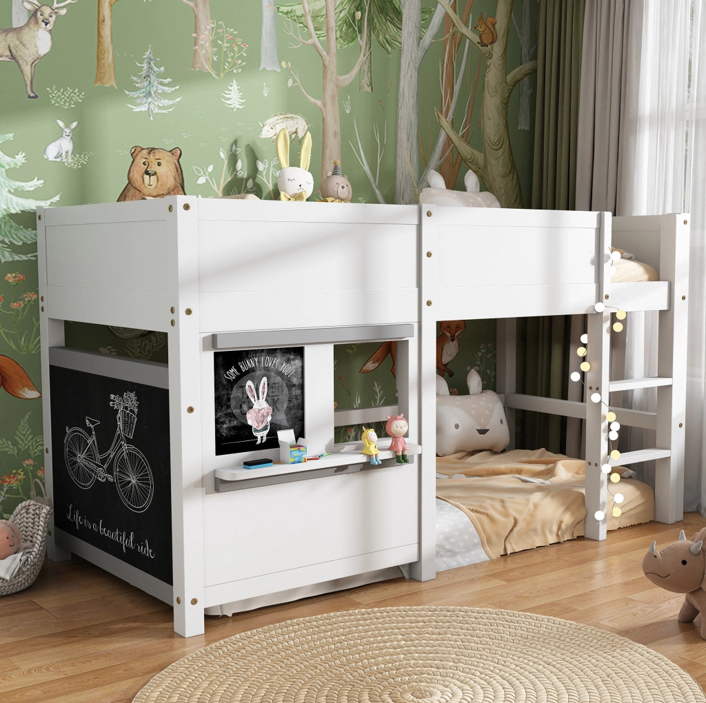 Letto a casetta per bambini con lavagna; scala a 3 gradini; 90x200 cm; in legno bianco