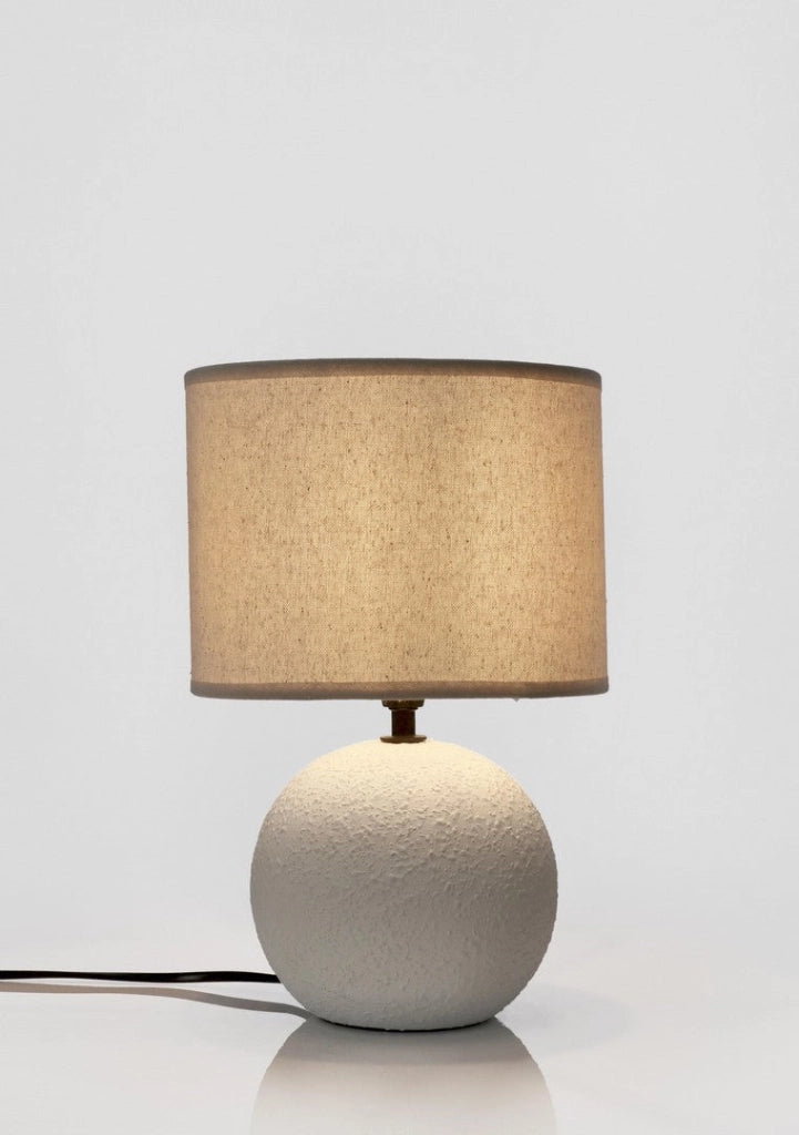 Lampada da Tavolo con Base in Ceramica e Paralume in Lino - MEI-HSUAN