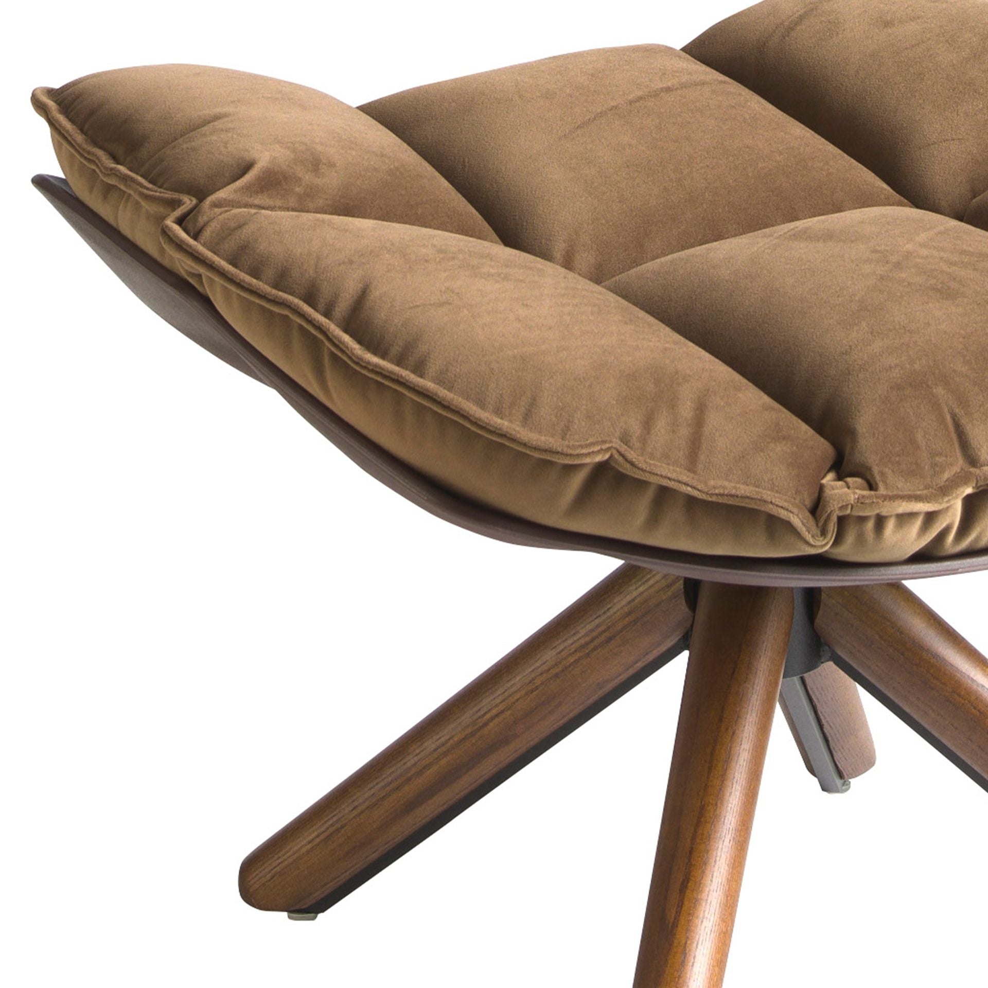 Pouf in velluto marrone