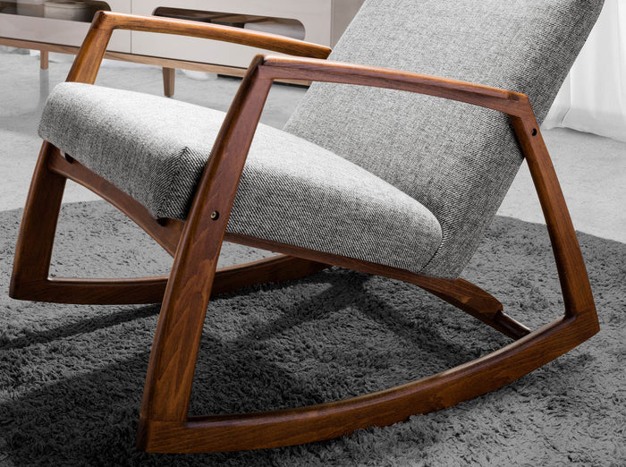 Sedia a dondolo in tessuto grigio