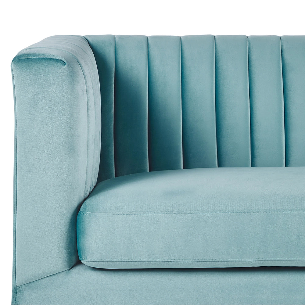 Divano di colore azzurro a 3 posti in velluto trapuntato stile Glamour ed Elegante