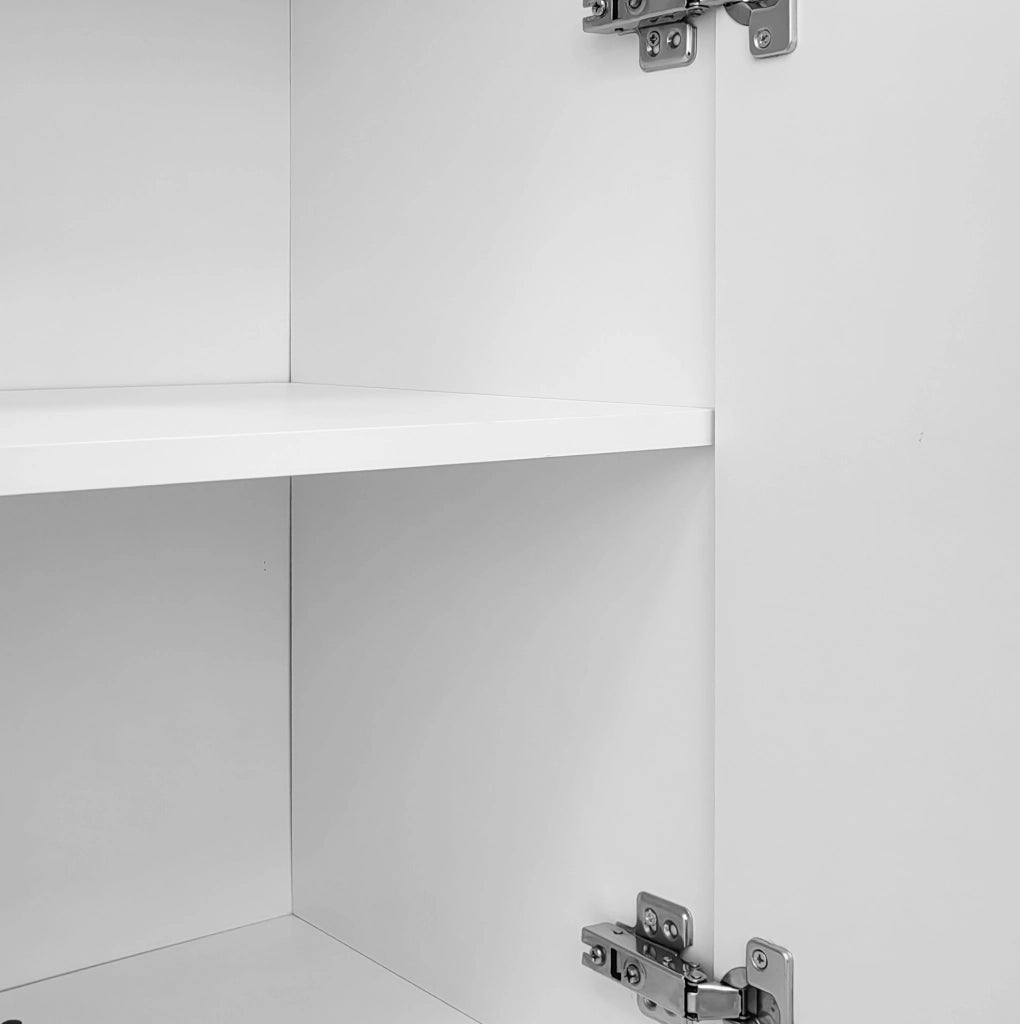 Sideboard a 4 ante con intagli a goccia; MDF bianco