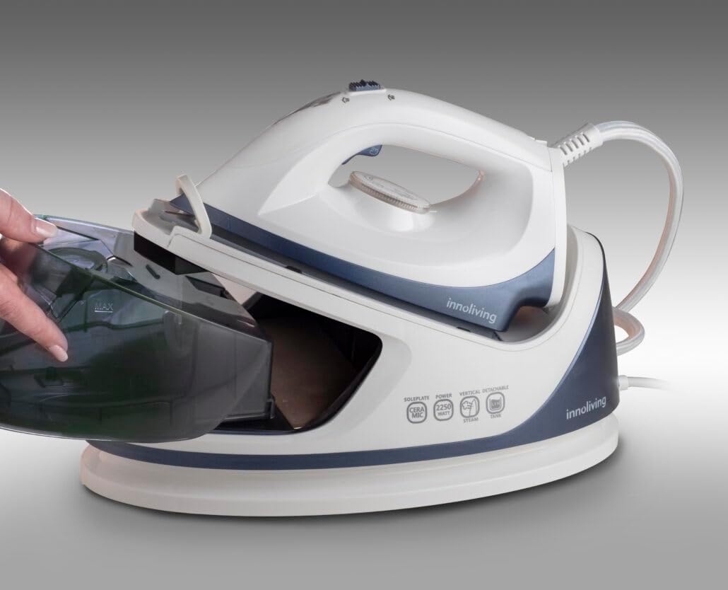 Innoliving Ferro Da Stiro INN-681 con Generatore di Vapore Continuo