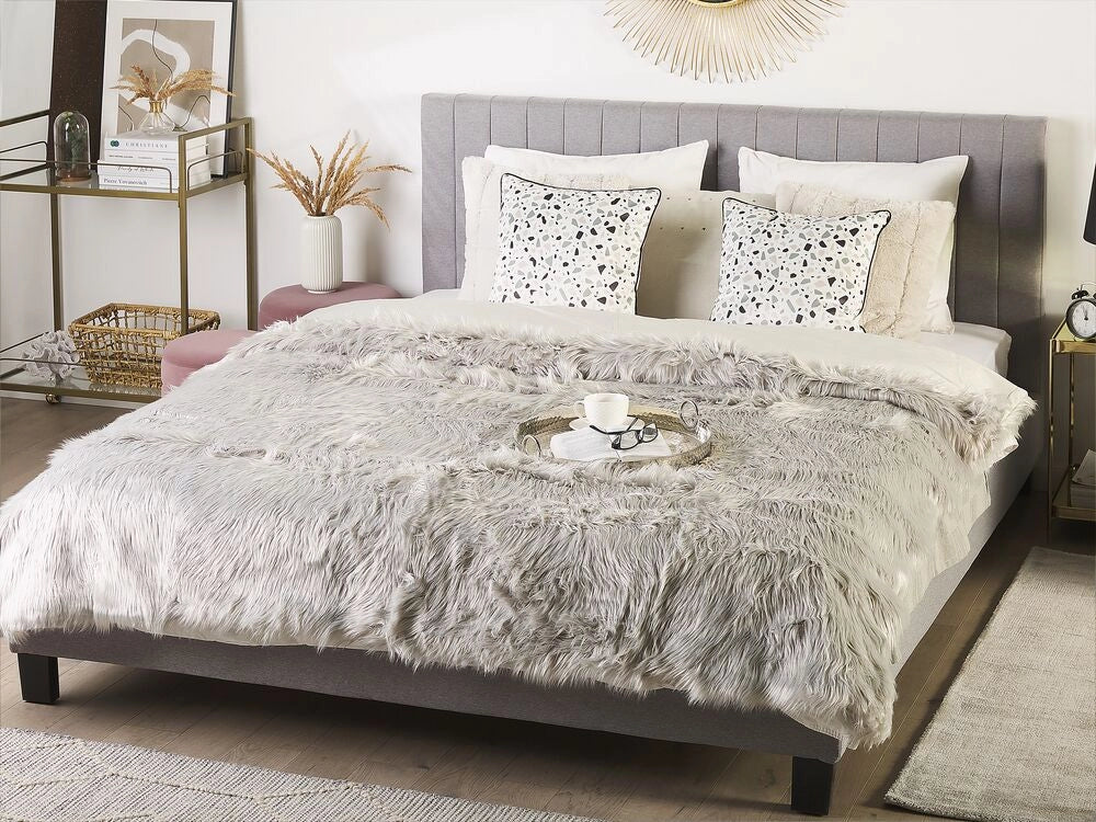 Copriletto in tessuto morbido grigio 200 x 220 cm Coperta in pelliccia sintetica