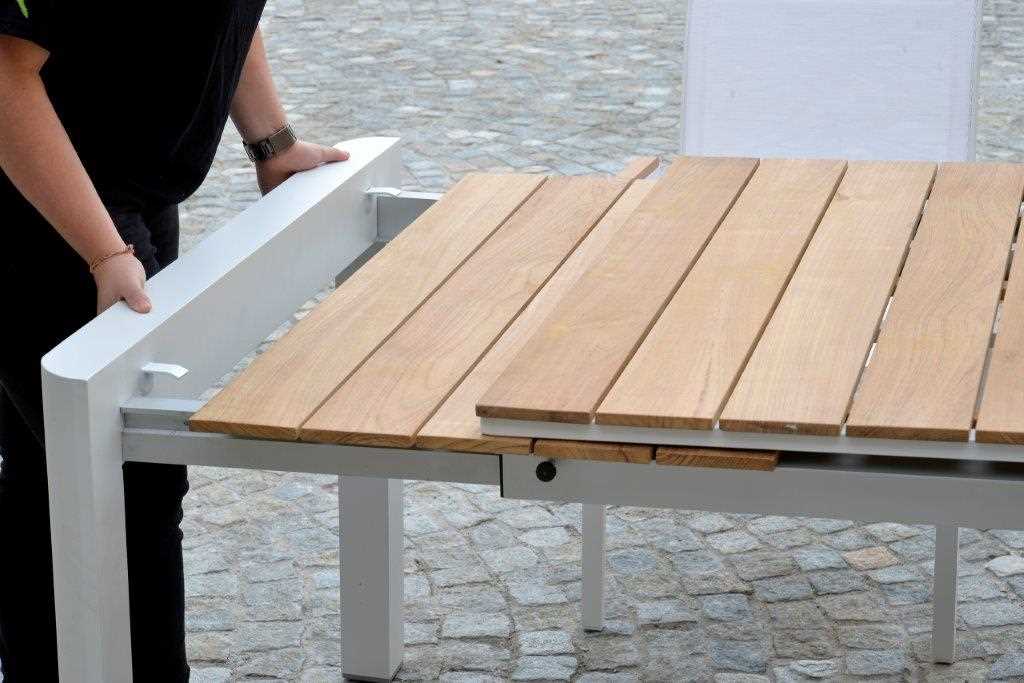 Tavolo Allungabile da Giardino 180/240x100xh76 cm in Alluminio Idaho Plus Bianco