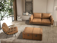 Poltrona in pelle marrone e frassino