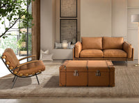 Poltrona in pelle marrone e frassino