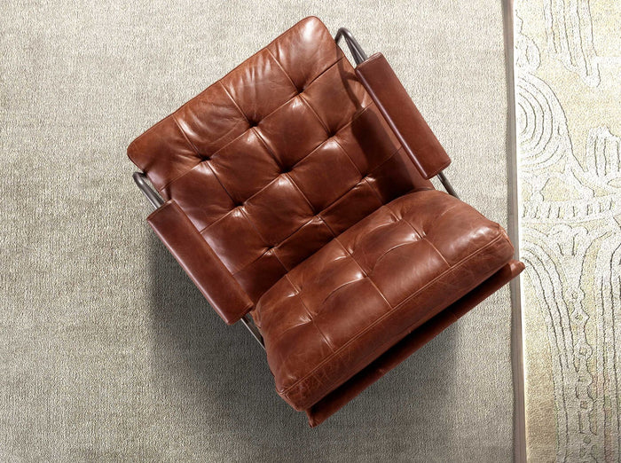 Poltrona in pelle marrone cognac