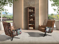 Poltrona girevole in pelle e tessuto marrone con stampa marrone