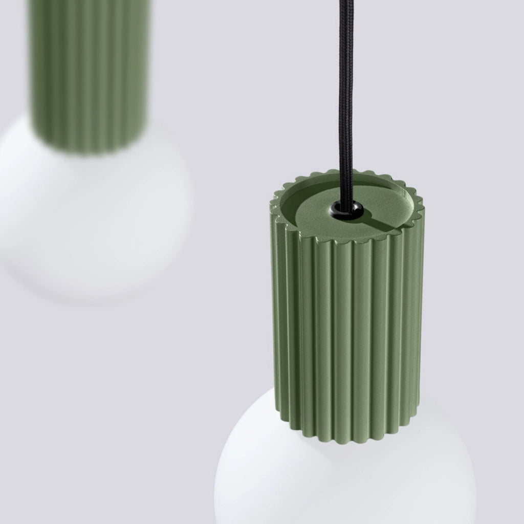 Lampada a sospensione HALO 2L verde oliva