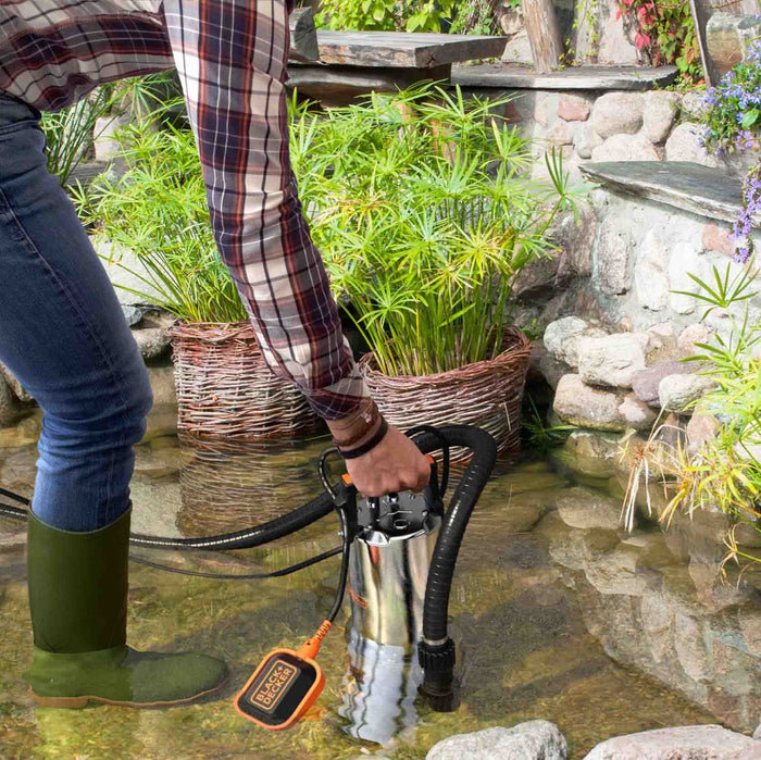 Pompa Immersione per Acque Scure BLACK+DECKER BXUP1100XDE (1100 W, Portata  max. 16500 l/h, Prevalenza massima 10.5 m)