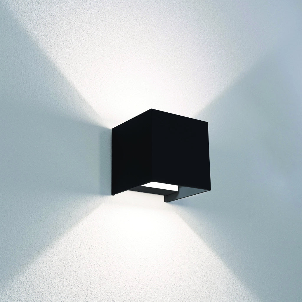 Century APPLIQUE BIDIREZIONALE QUADRATO A LED UP&DOWN+ 20 W-800 lm-3.000K/4.000K/6500K Col. Nero