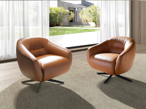 Poltrona girevole in pelle marrone