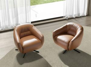 Poltrona girevole in pelle marrone