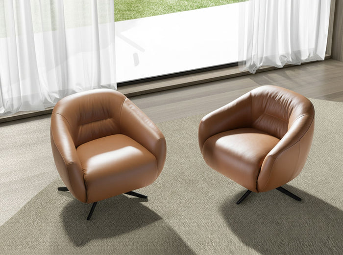 Poltrona girevole in pelle marrone