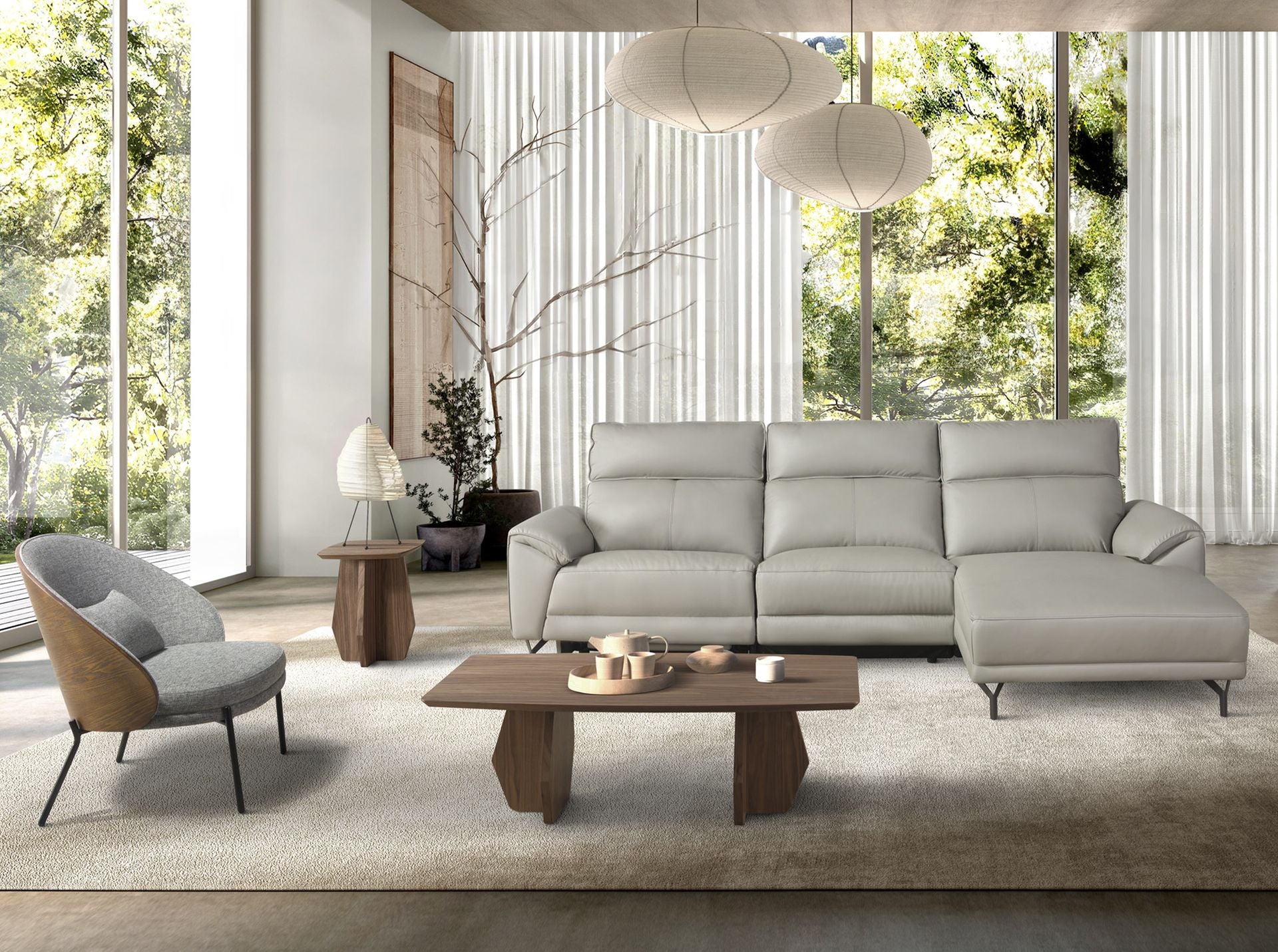 Poltrona in tessuto grigio e noce