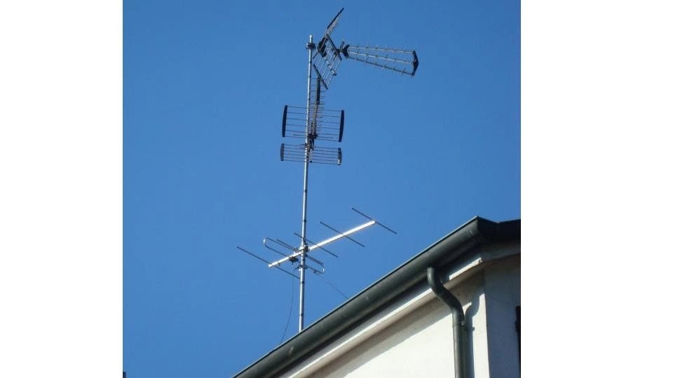 ANTENNA DIGITALE TERRESTRE 38 Elementi