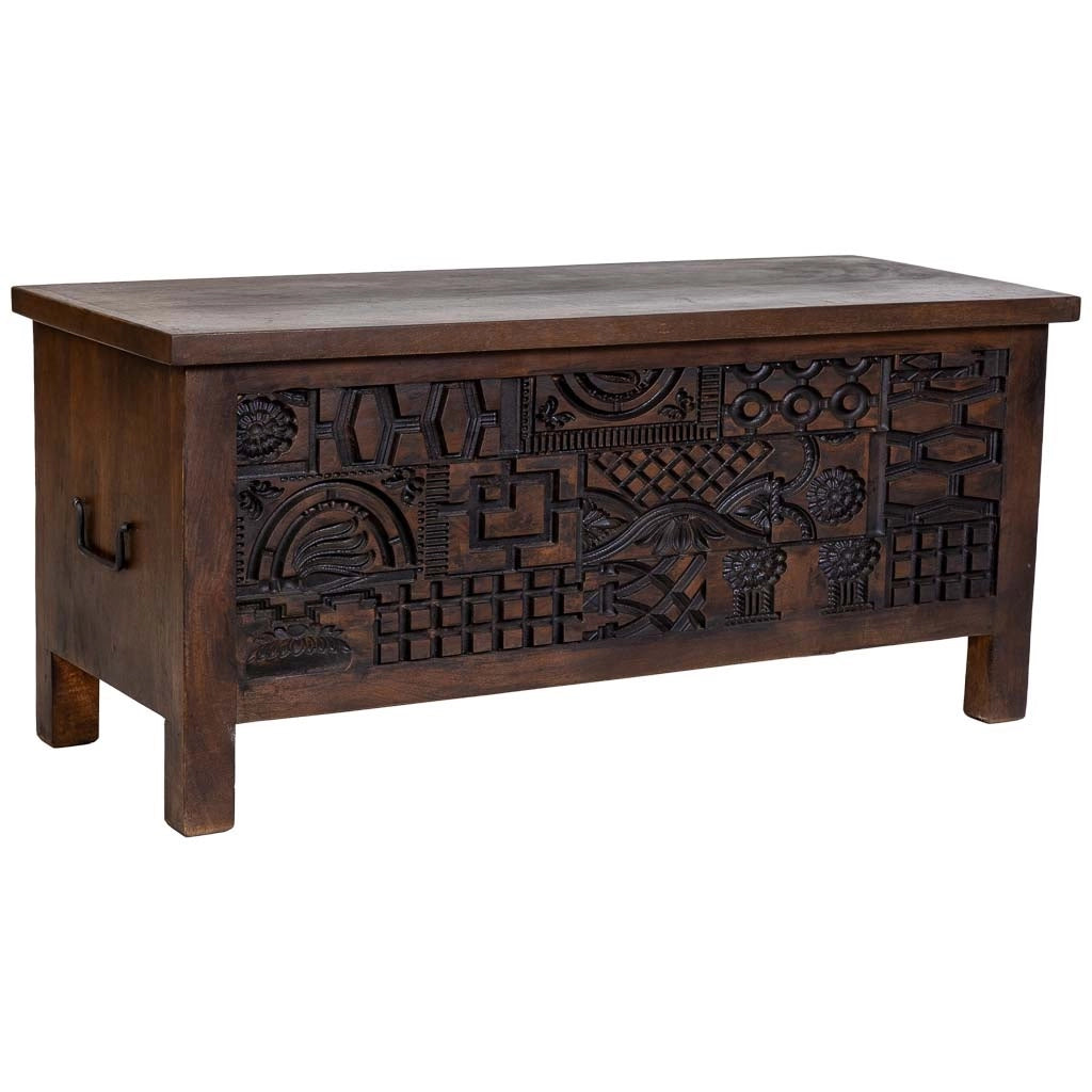 Baule in legno marrone intagliato a mano 100x40x46h cm