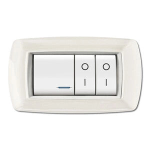 PLACCA LIFE LIVING PLAST BIANCO 4P CORNICE BIANCO- 1,0 pz