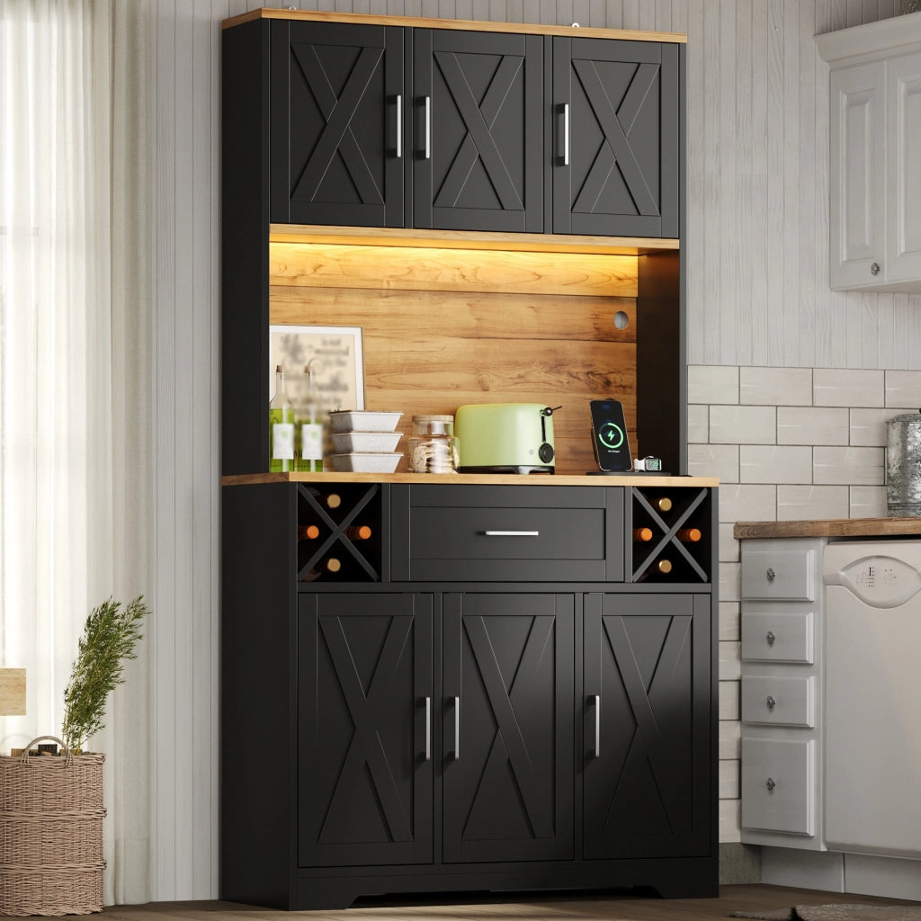 Credenza alta con LED RGB, 2 ante, 1 cassetto, vani aperti e portabottiglie, per cucina e soggiorno 105 × 40 × 180 cm