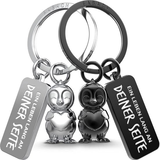 Pinguino in Argento e Nero con Cuore - Portachiavi per Coppie con Due Pinguini con Neve - Amuleto di Fortuna per L'amica - Regalo di Anniversario per l'Amore di coppia, Valentino