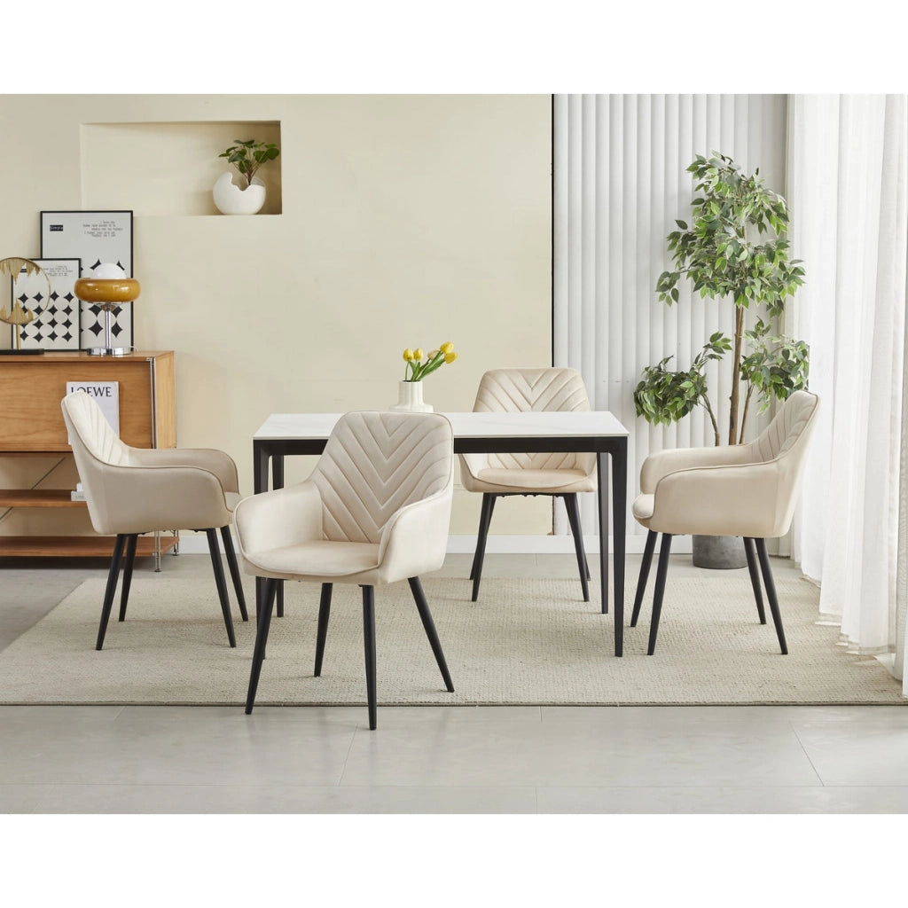 Poltroncina Nana in velluto beige con gambe nere