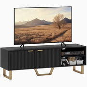 Mobili TV in Legno per TV fino a 70 Pollici – Nero – Con 2 Porte a Rilievo e Spazio Aperto – 140 x 39 x 47 cm