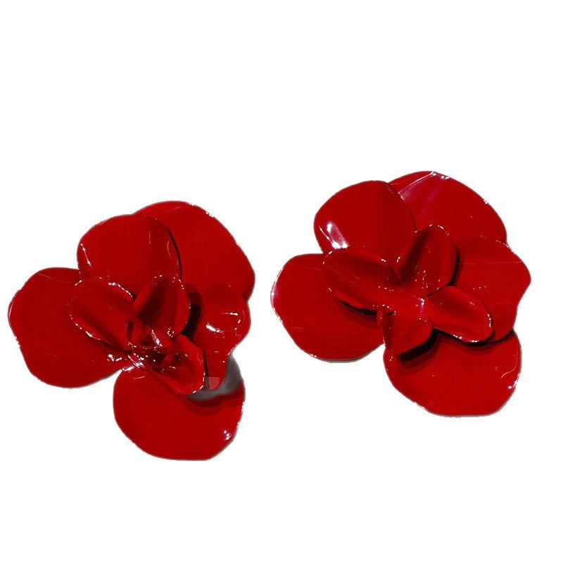 Orecchini a forma di rosa rossa