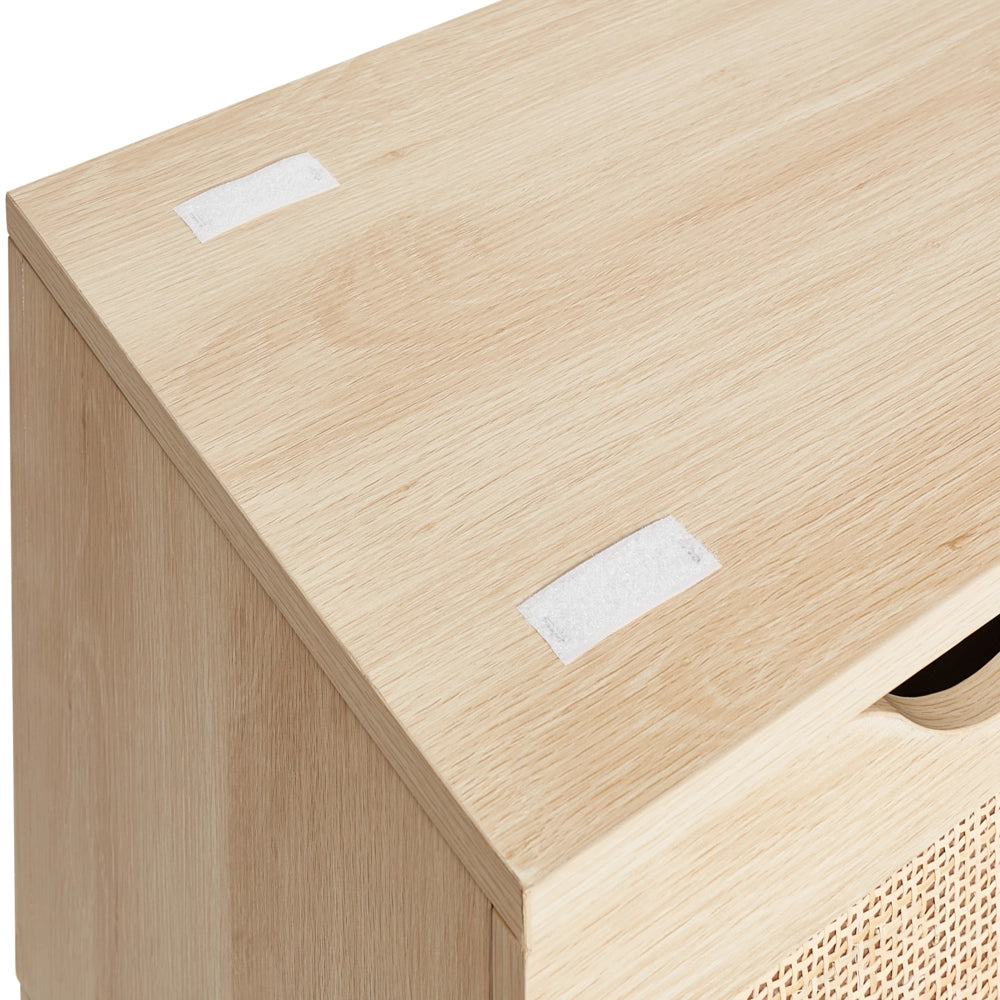 Panca portaoggetti Legno chiaro Legno ingegnerizzato Fronti in rattan Cuscini sul piano Fronti intrecciati Corridoio