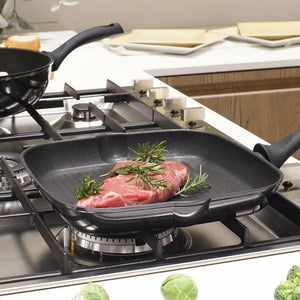 Grill Bistecchiera Quadrata 28x28 cm per Induzione con Manico Soft Touch