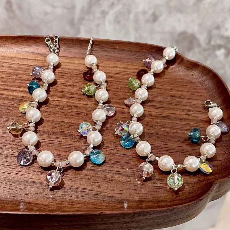 Collana e bracciale fatti a mano con perline colorate, cristalli e perle, regalo di Natale o di compleanno.