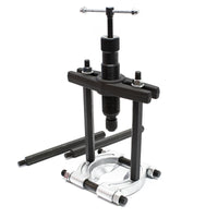 Set di estrattori idraulici con forza di trazione da 10 t in una pratica valigetta