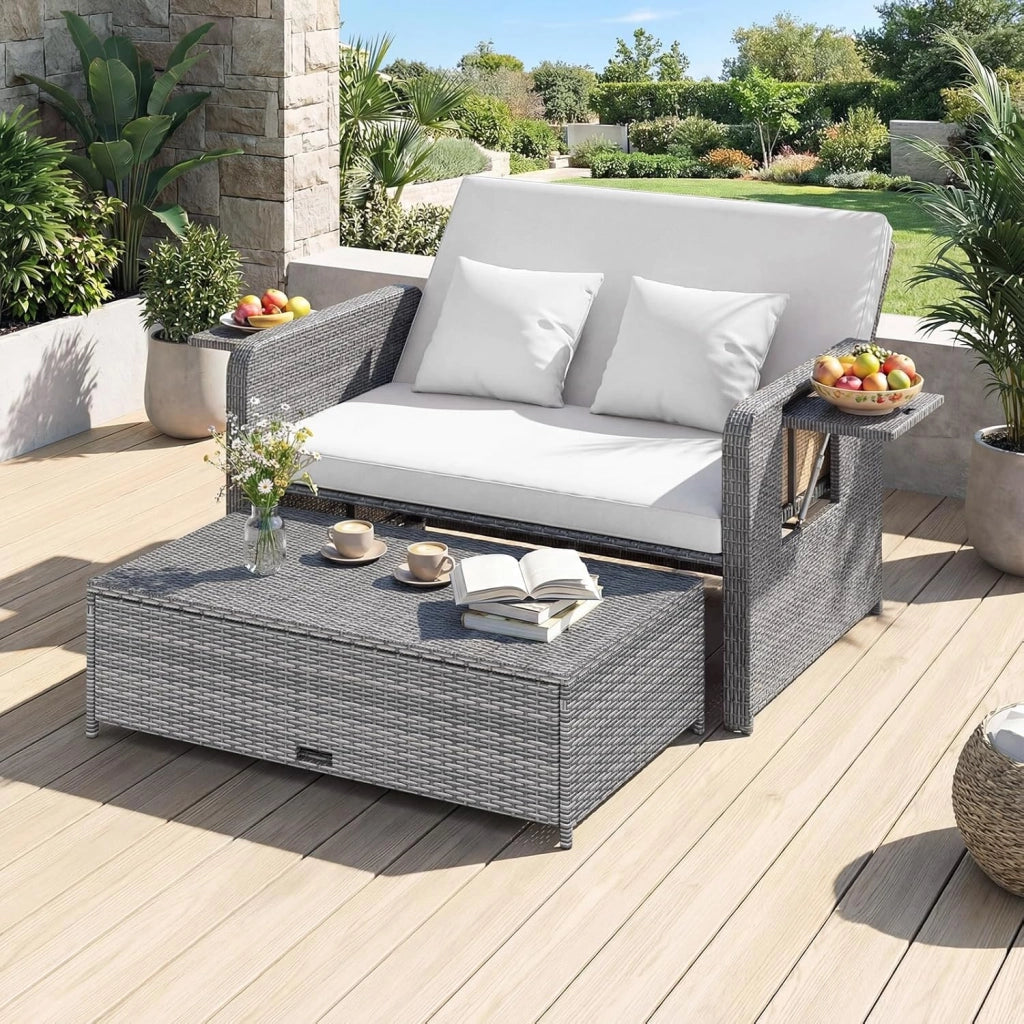 Set Divano da Esterno con Letto da Giorno 2 Pezzi, Divano a Due Posti in Rattan PE con Pouf Contenitore, Schienale Regolabile, Tavolini Laterali Richiudibili e Cuscini Morbidi (Bianco)