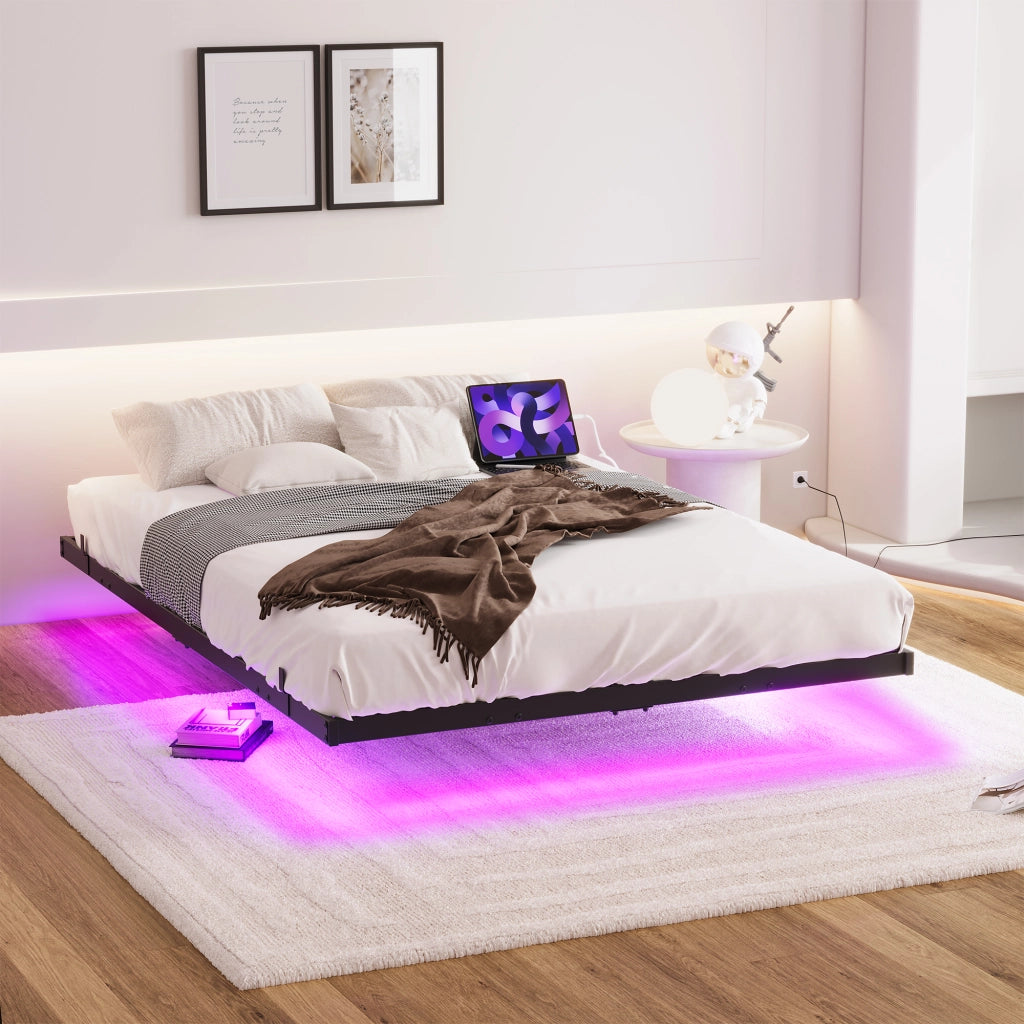 Letto matrimoniale 140 × 200 cm con LED, stazione di ricarica e struttura in metallo, senza materasso, nero