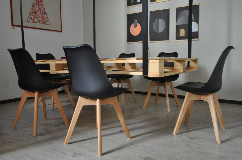 Sedia in plastica nera, sedia da pranzo piede in legno (2 pz) - Mia - SD10MIPL