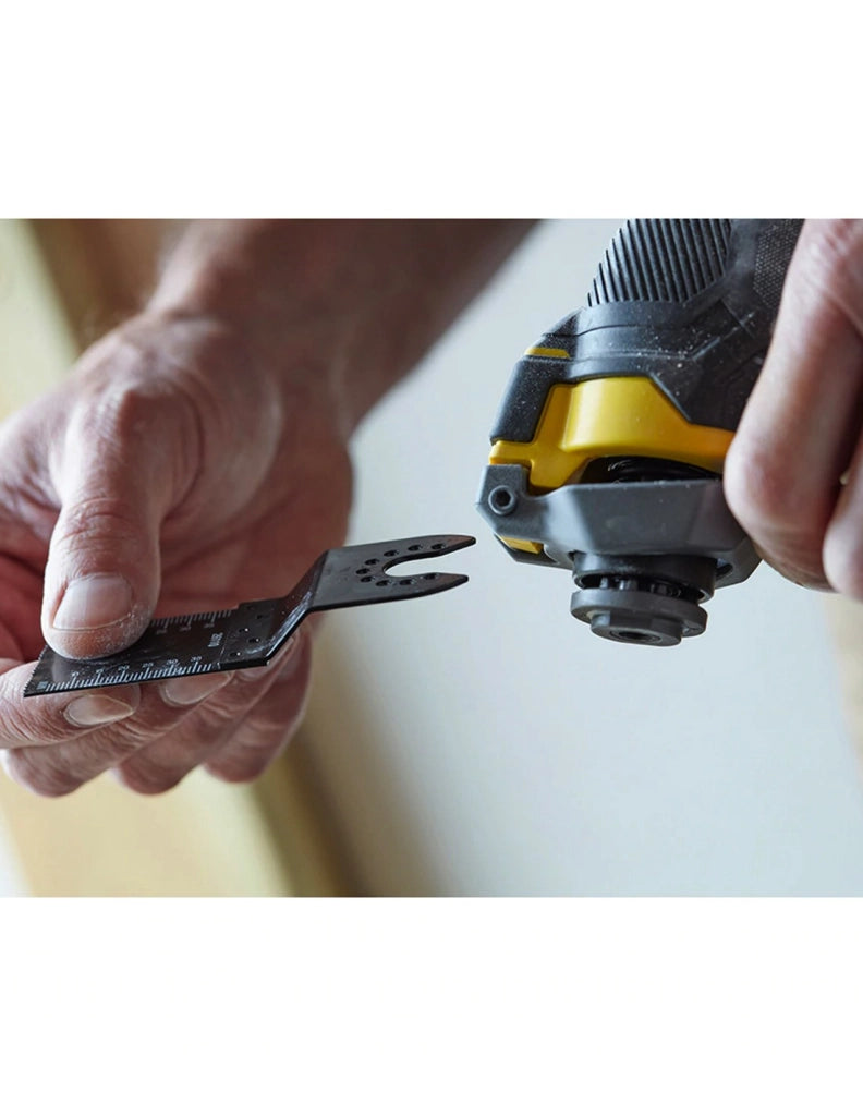 Utensile Multifunzione STANLEY FatMax SFMCE500D2T (2 x 2,0 Ah + Caricabatteria + TSTAK VI)