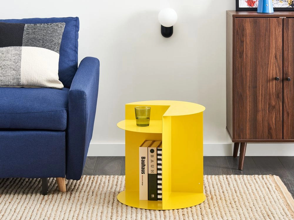 Tavolino basso rotondo in metallo giallo soggiorno elegante