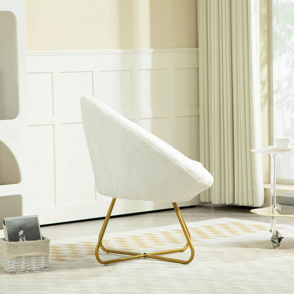 Poltrona Moderna da Camera in Finta Pelliccia con Gambe in Metallo 75x66x79 cm Bianco
