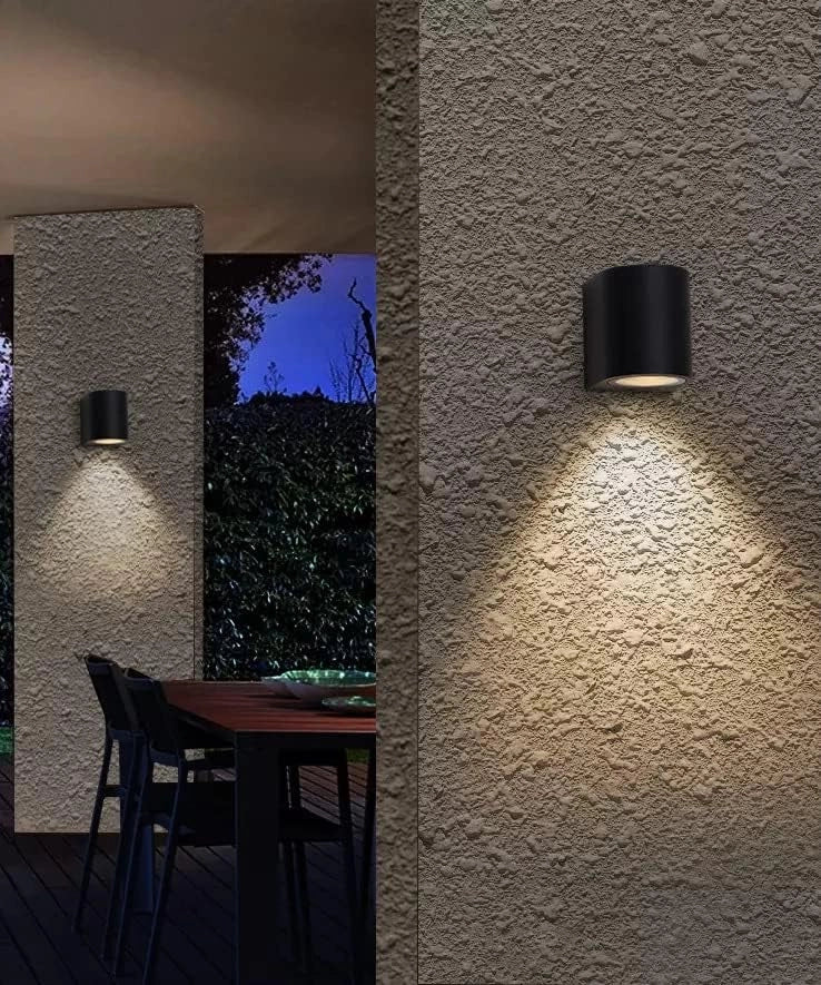 Applique da esterno a parete IP65 per giardino e balcone con attacco GU10 orientabile up/down in acciaio nero