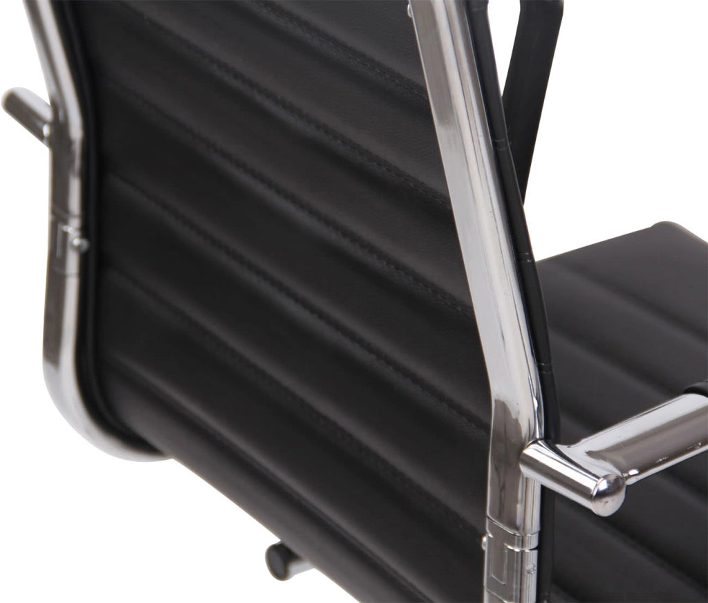 Sedia cantilever Balve in similpelle o vera pelle nero,Finta pelle